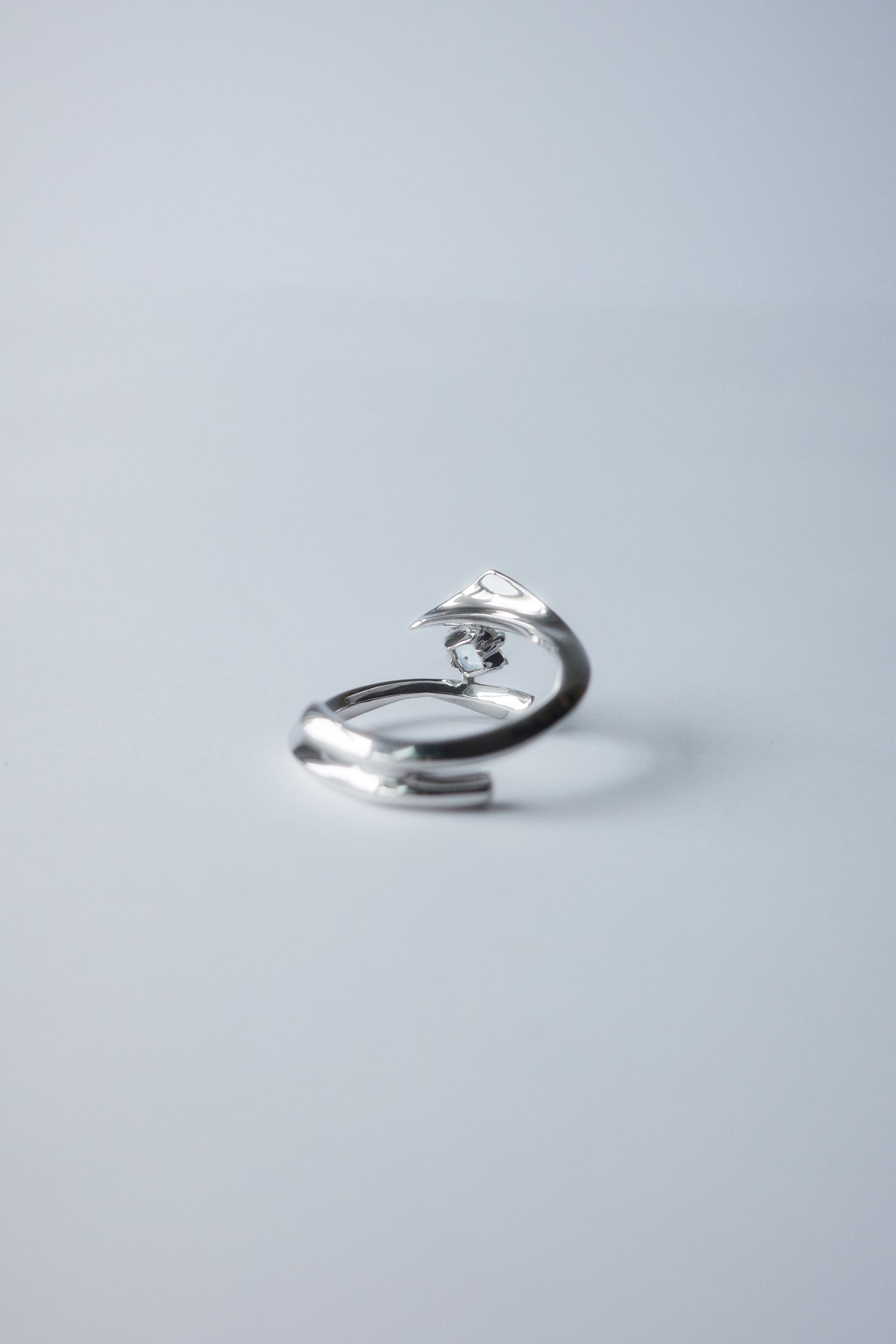 Polaris Line Ring / Silver - Morganite
