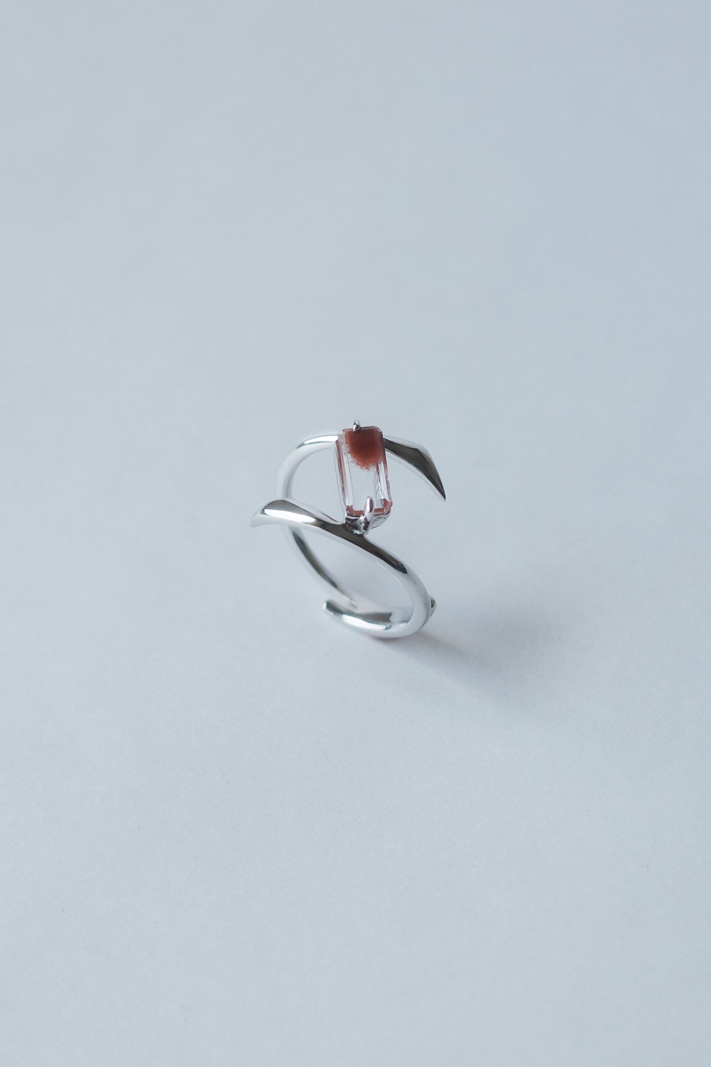 Polaris Line Ring  / Silver - Amphibole In  Quartz